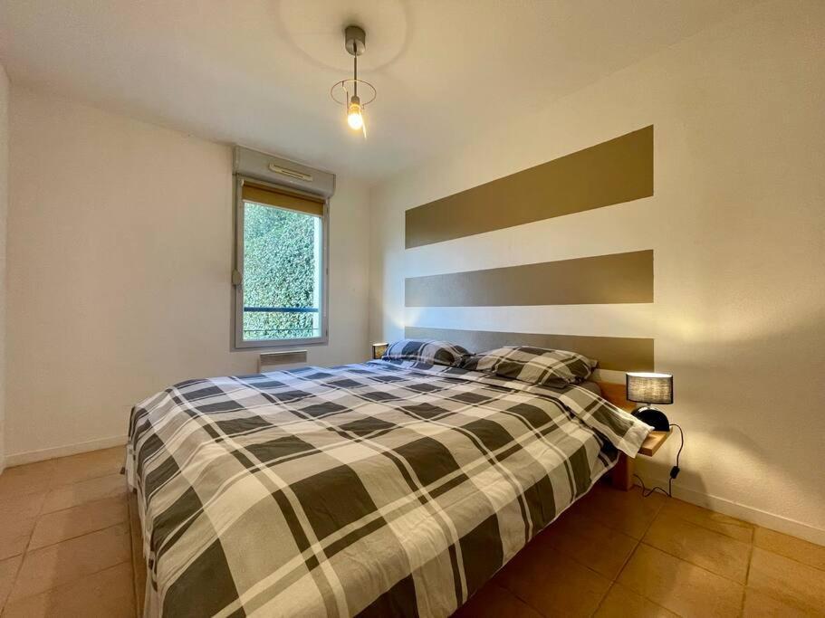 L'Appartement Michelet - Parking Prive Et Gratuit - 2Km Cite Medievale Carcassonne Bagian luar foto